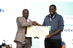 Winner-Public-Choice_MiaPay-Togo.jpg